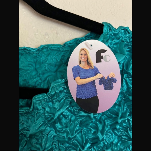 NWT 90s Popcorn Shirt - Picture 2 of 3